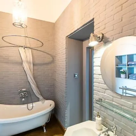 Apartment Luxury Andrassy 2 Bedroom Budapest