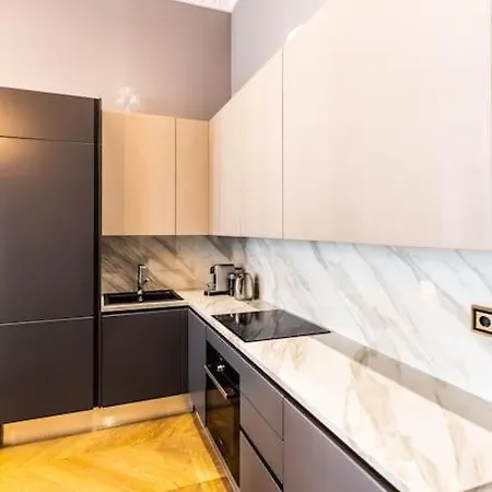Apartment Luxury Andrassy 2 Bedroom