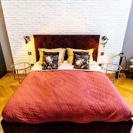Apartment Luxury Andrassy 2 Bedroom *