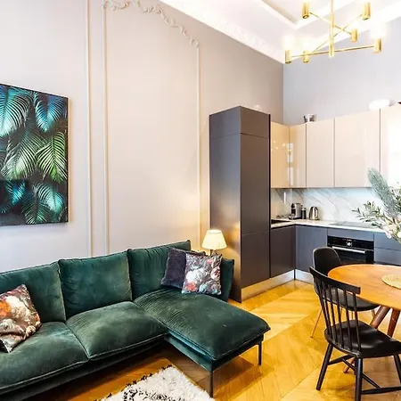 Apartment Luxury Andrassy 2 Bedroom
