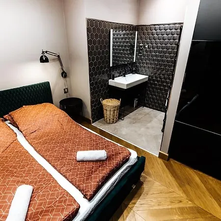 Luxury Andrassy 2 Bedroom * Budapest