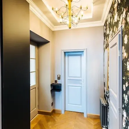 Apartment Luxury Andrassy 2 Bedroom