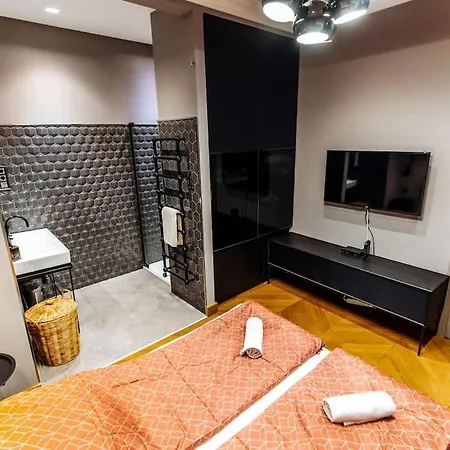 Apartment Luxury Andrassy 2 Bedroom